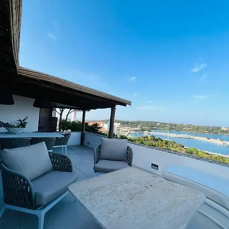 Terrazza Sul Mare A * بورتو كيرفو