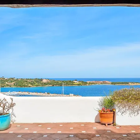 Terrazza Sul Mare A * 切尔沃港
